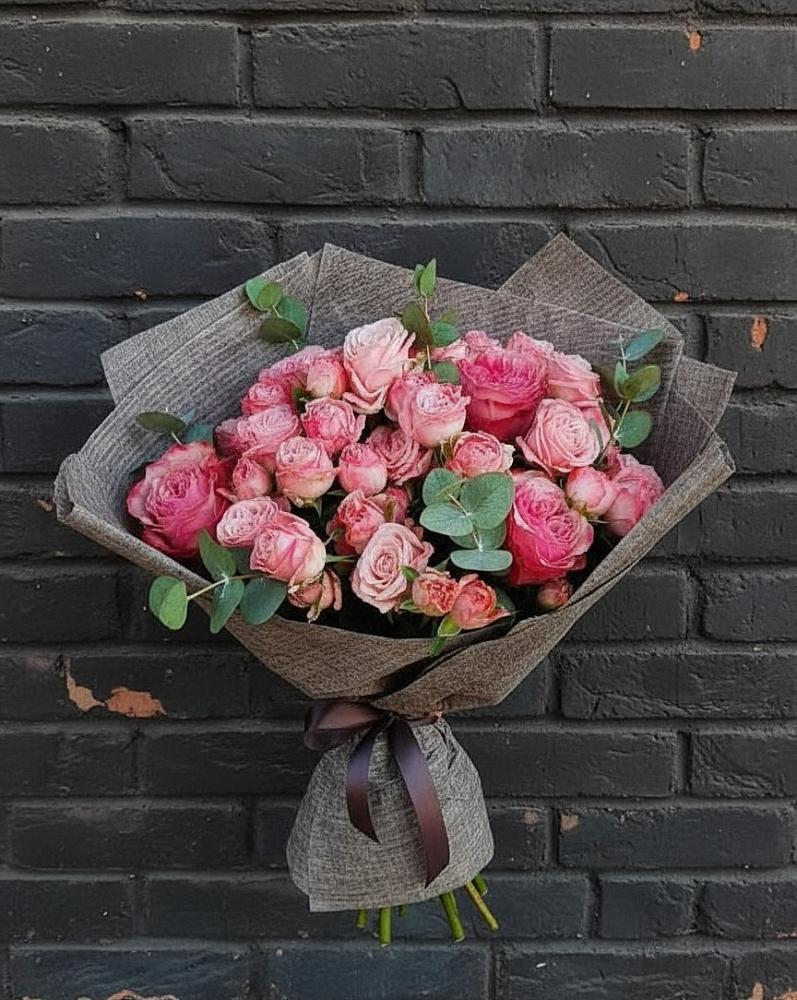 Букет цветов из: Розы в Петропавловке