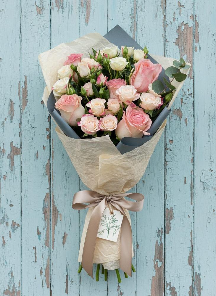 Букет цветов из: Розы в Петропавловке