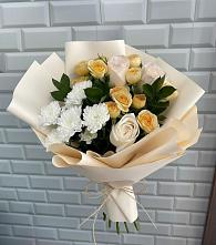 Букет цветов из:  Розы и Хризантемы #REPLACE_PRED# Петропавловке