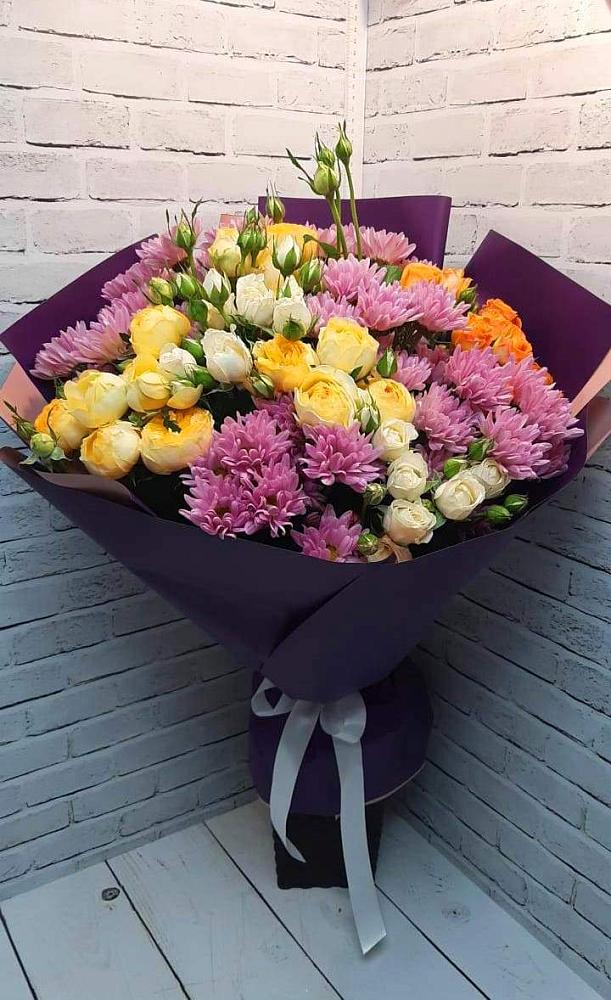 Букет цветов из: Хризантемы и Розы в Петропавловке
