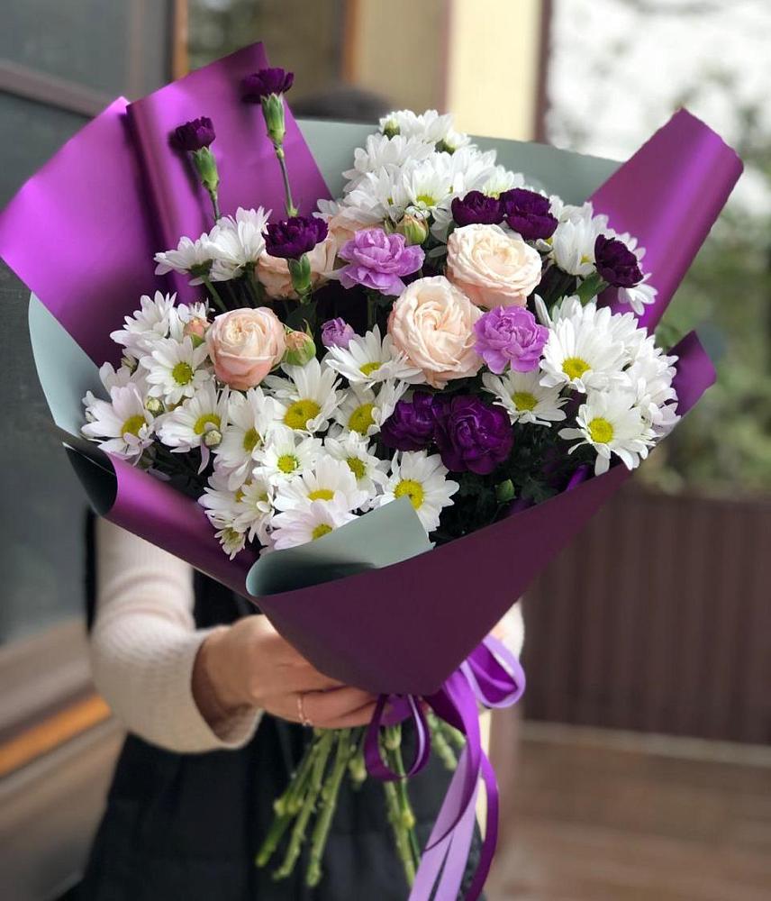 Букет цветов из: Хризантемы, Гвоздики и Розы в Петропавловке