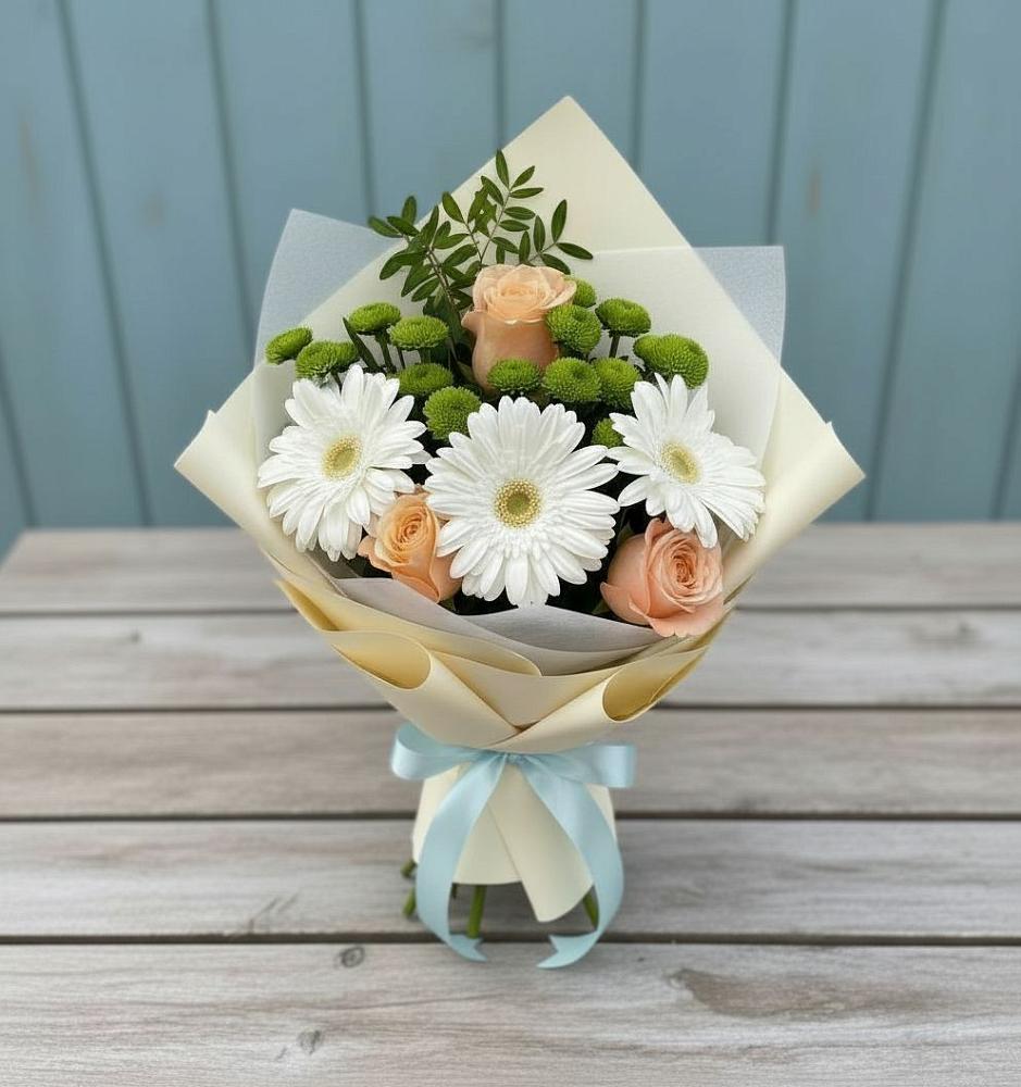 Букет цветов из: Герберы, Розы и Хризантемы в Петропавловке