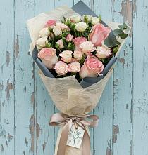 Букет цветов из:  Розы в Петропавловке