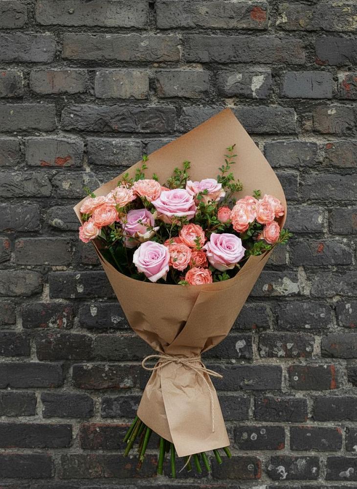 Букет цветов из: Розы в Петропавловке