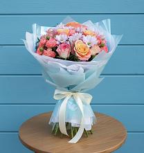 Букет цветов из:  Хризантемы и Розы в Петропавловке
