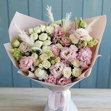 Букет цветов из:  Альстромерии и Розы в Петропавловке