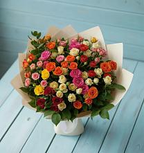 Букет Микс из разноцветных кустовых роз в Петропавловке
